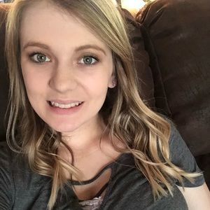 Meet your Posher, Whitney